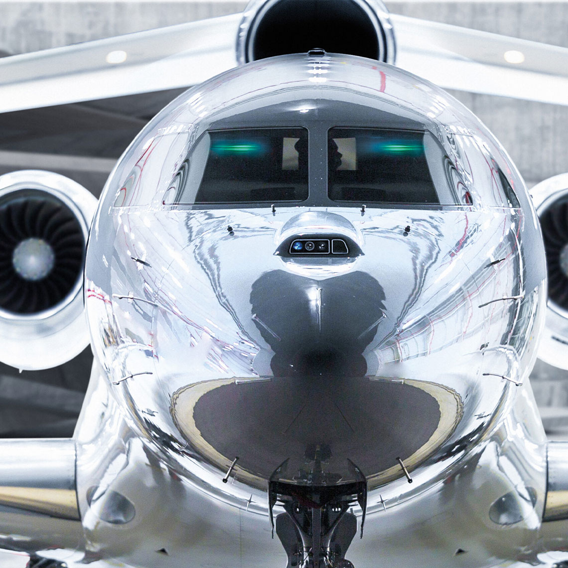 Falcon 8X head on shot